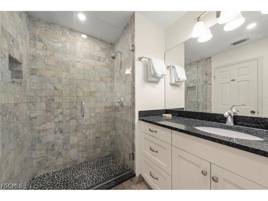 4339 Gulf Pines Drive Sanibel FL 33957 2026013961 image33