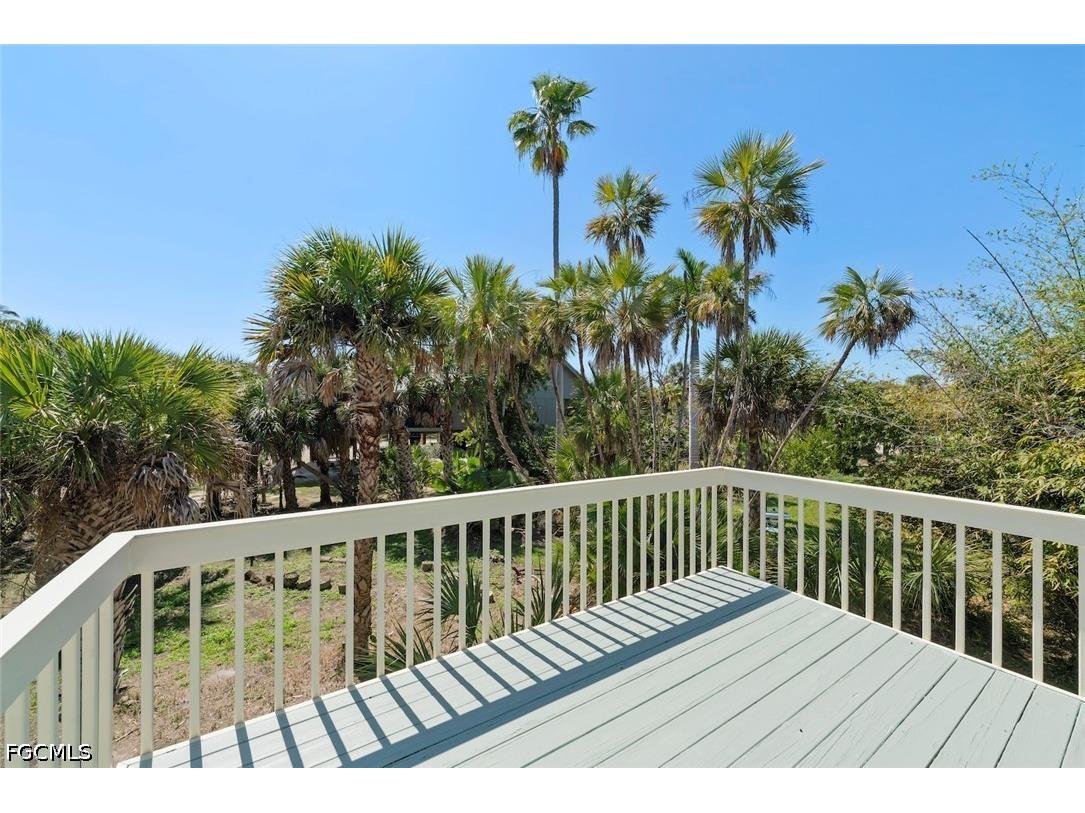 4339 Gulf Pines Drive Sanibel FL 33957 2026013961 image38