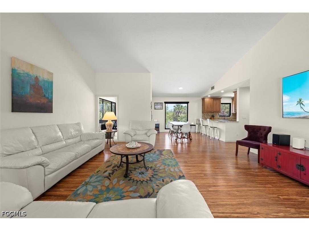 4339 Gulf Pines Drive Sanibel FL 33957 2026013961 image9