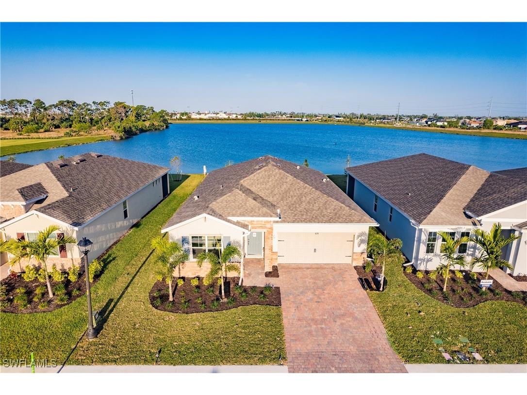 434 Spring Hill Lake Loop Cape Coral FL 33993 225002060 image1