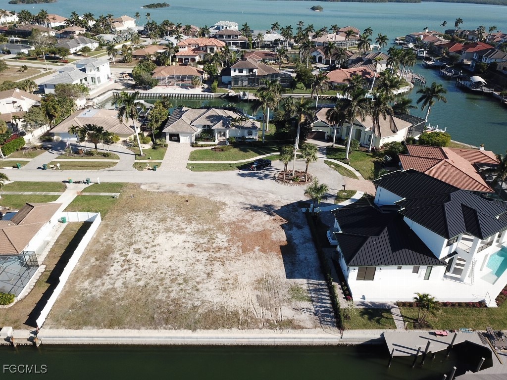 434 Tarpon Court Marco Island FL 34145 2025023204 image3