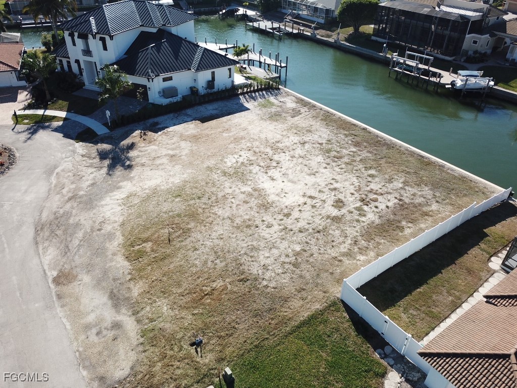 434 Tarpon Court Marco Island FL 34145 2025023204 image9