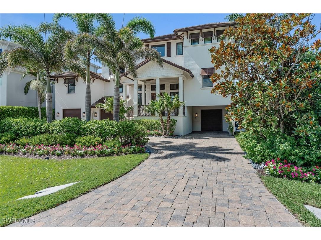 434 Trade Winds Avenue Naples FL 34108 225063330 image1
