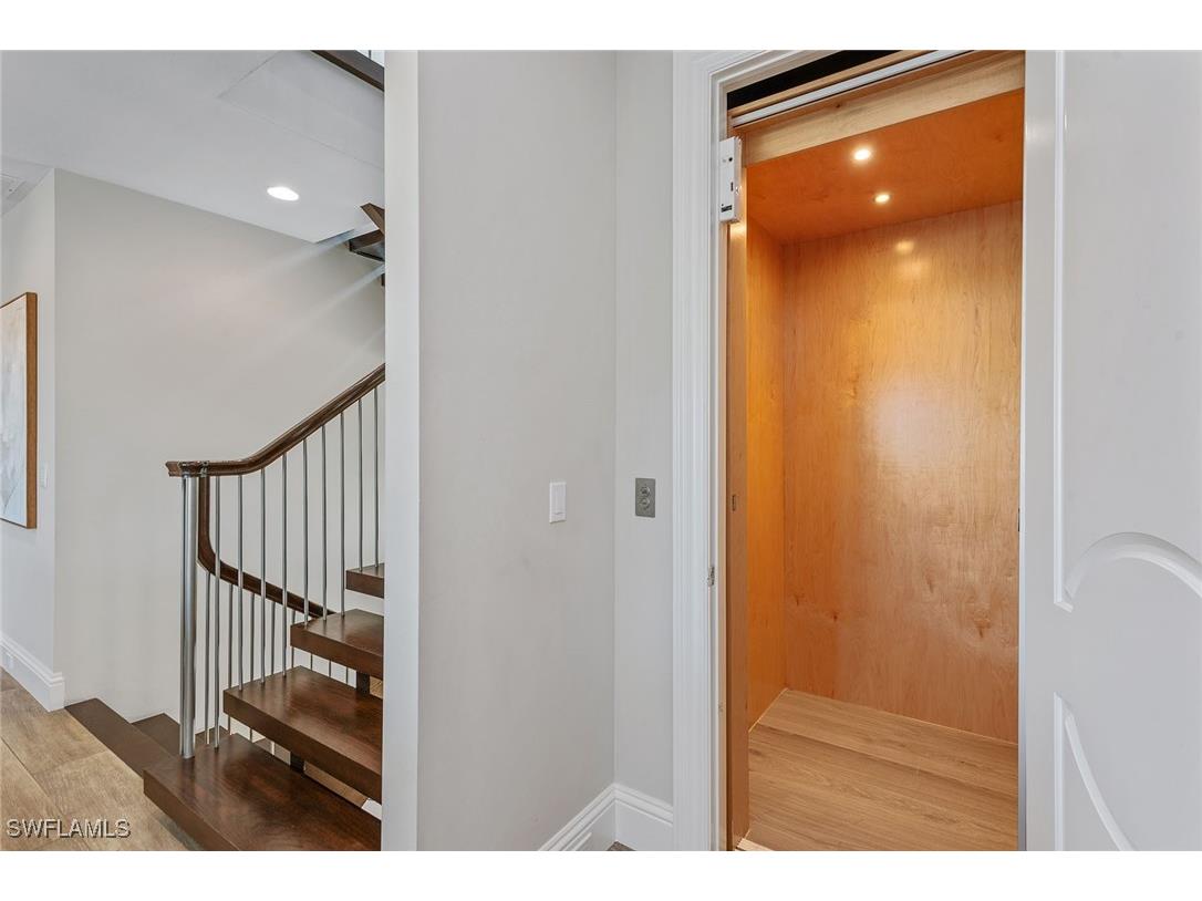 434 Trade Winds Avenue Naples FL 34108 225063330 image39