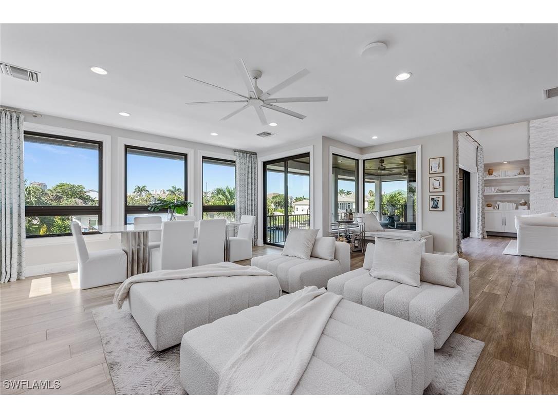 434 Trade Winds Avenue Naples FL 34108 225063330 image8