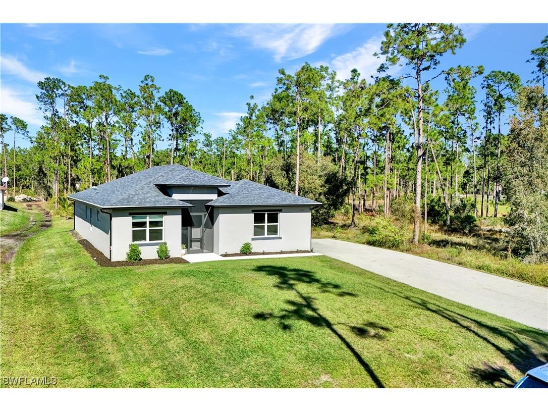 4341 45th Avenue NE Naples FL 34120 223091056 image1