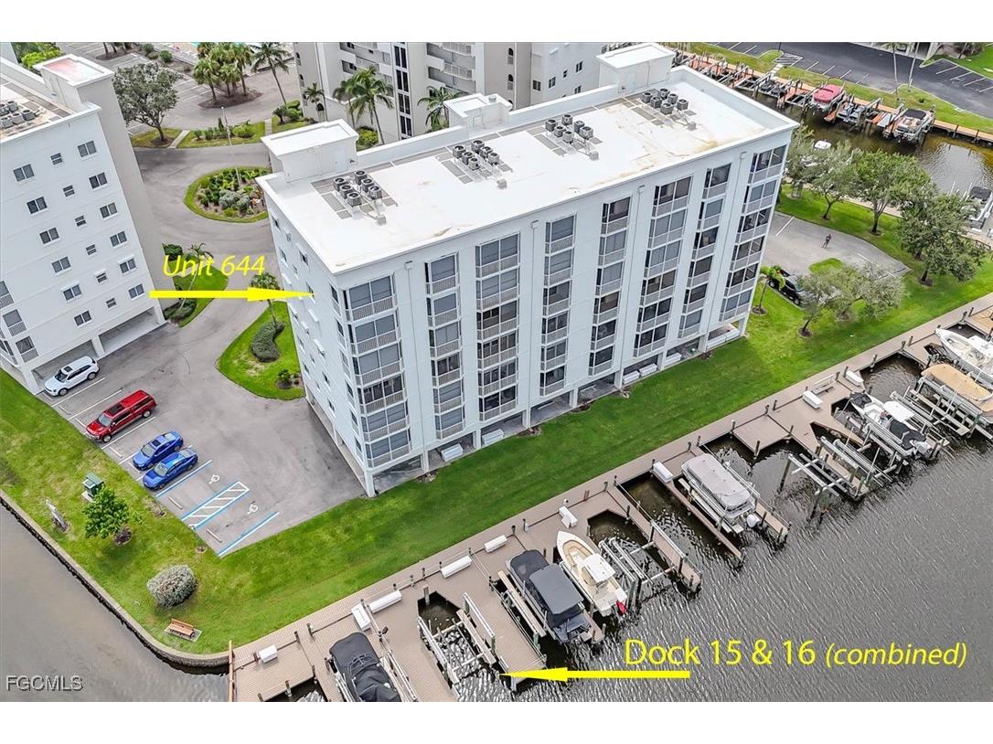 4341 Bay Beach Lane Fort Myers Beach FL 33931 2025013313 image14