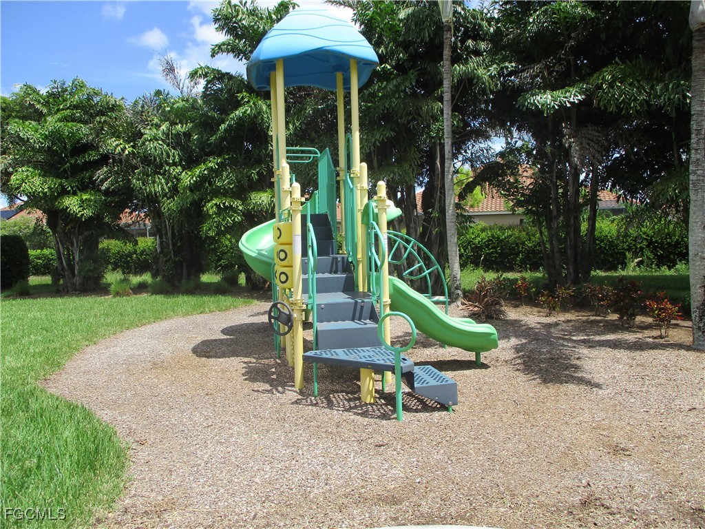 4341 Watercolor Way Fort Myers FL 33966 2025007376 image23