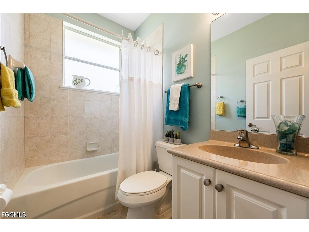 4342 Avian Avenue Fort Myers FL 33916 2026018336 image23