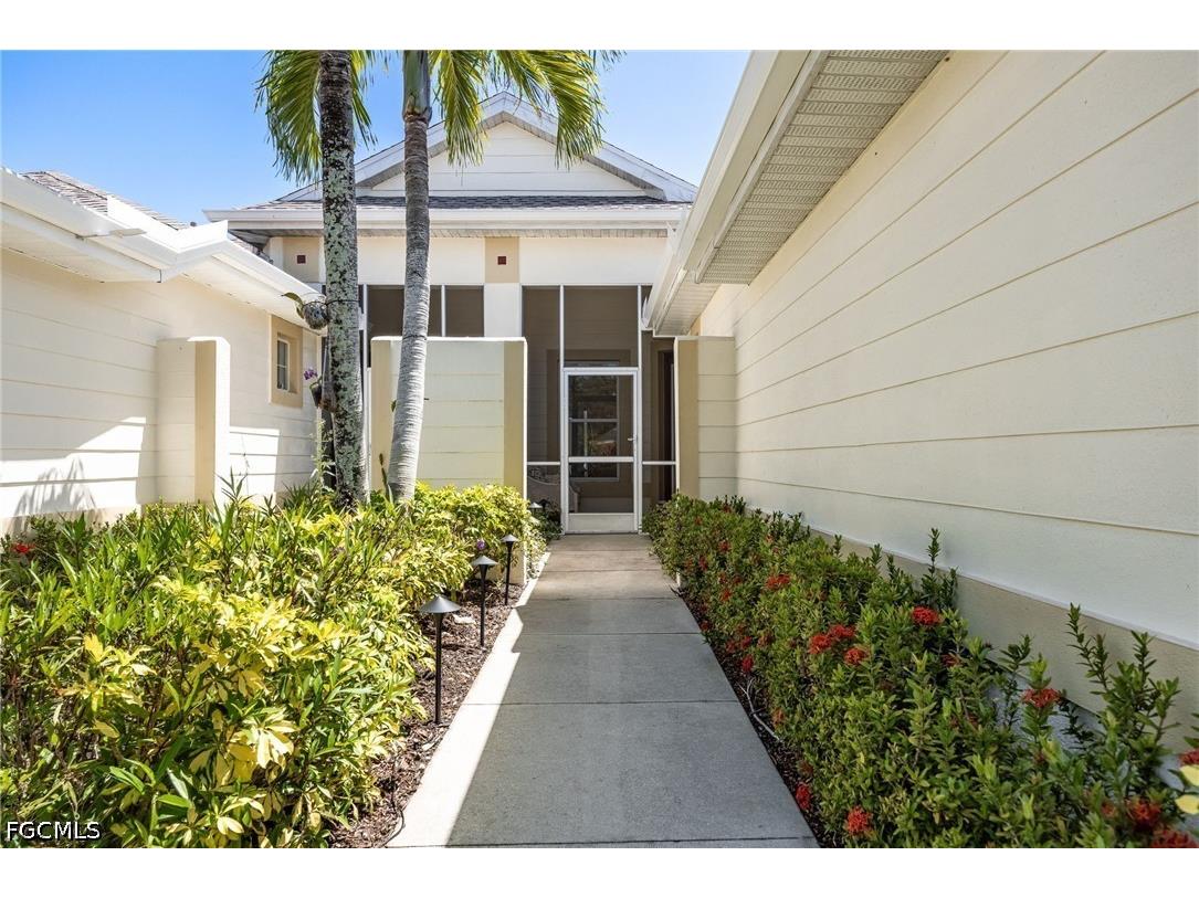 4342 Avian Avenue Fort Myers FL 33916 2026018336 image3