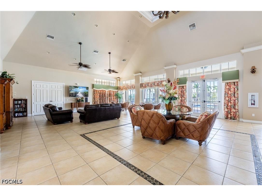 4342 Avian Avenue Fort Myers FL 33916 2026018336 image39