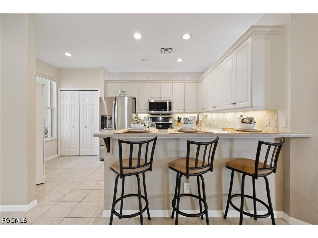 4342 Avian Avenue Fort Myers FL 33916 2026018336 image6