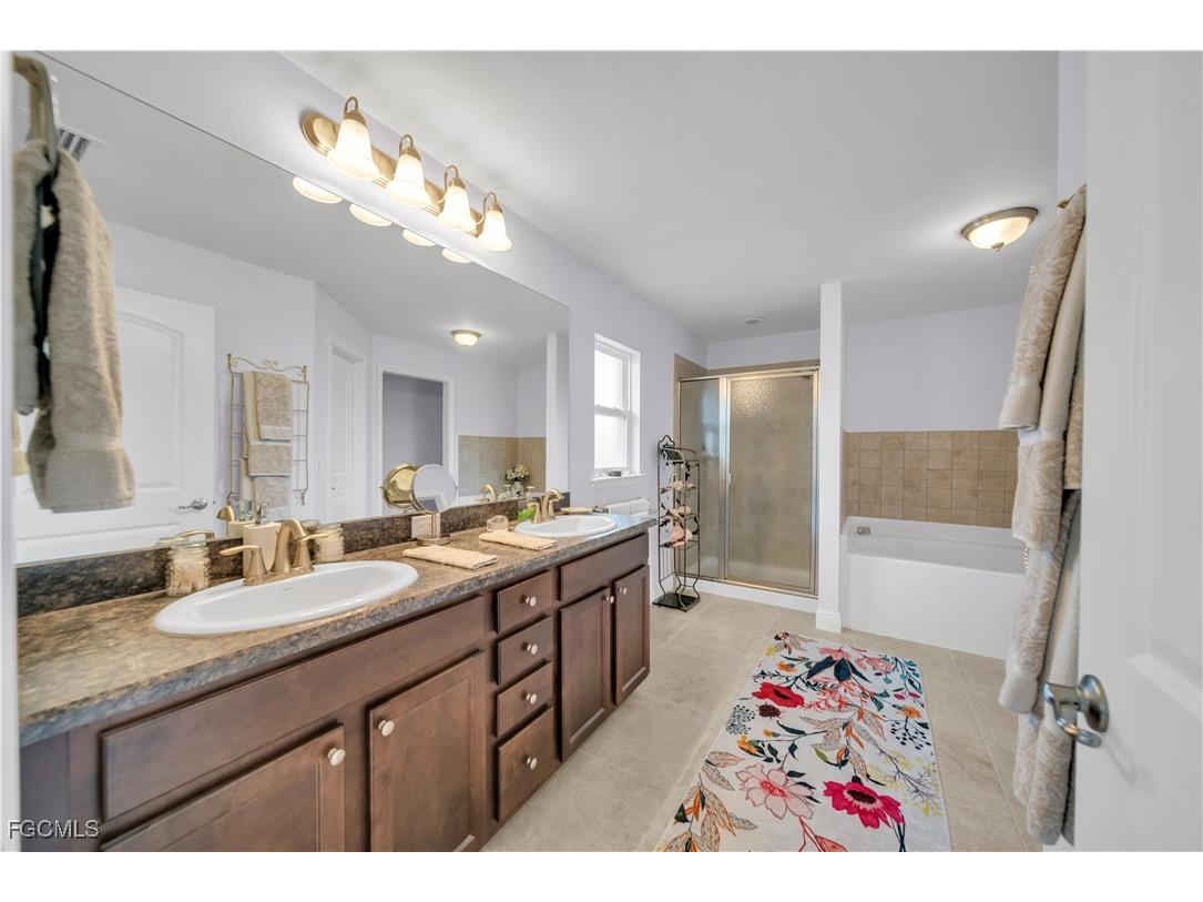 4344 NE 9th Court Cape Coral FL 33909 2025024005 image17