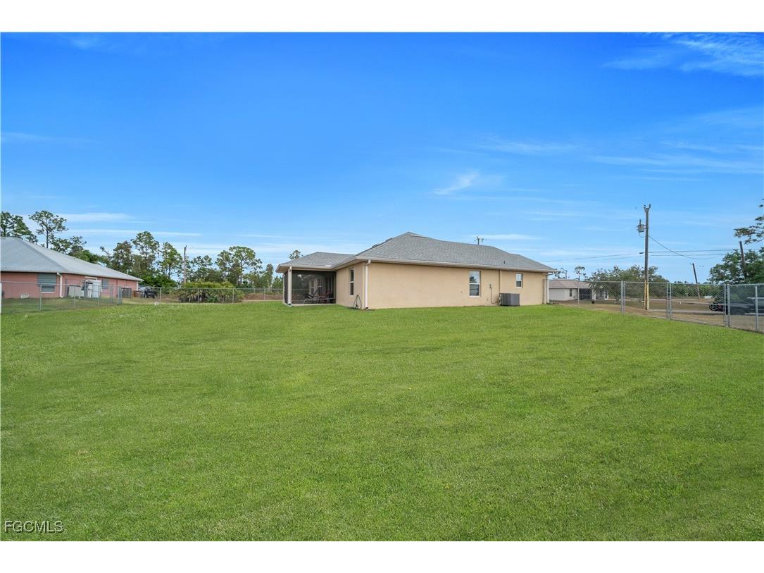 4344 NE 9th Court Cape Coral FL 33909 2025024005 image29