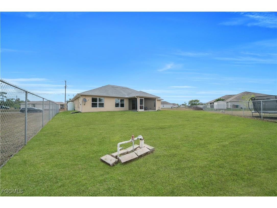 4344 NE 9th Court Cape Coral FL 33909 2025024005 image30