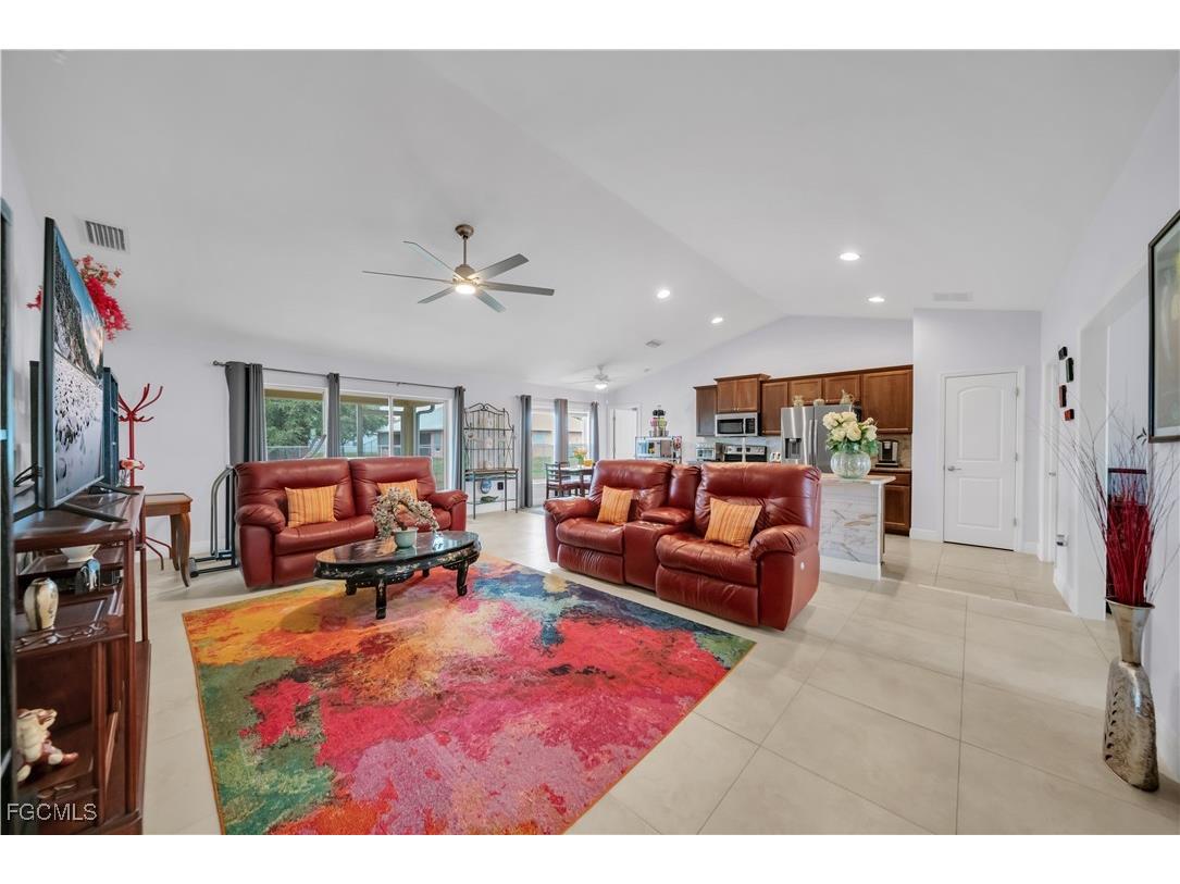 4344 NE 9th Court Cape Coral FL 33909 2025024005 image9