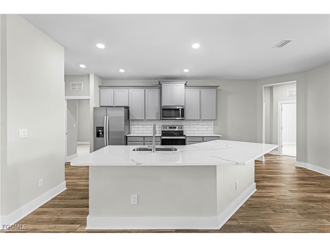 4345 Agualinda Boulevard Cape Coral FL 33914 223081186 image3