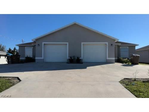 4345 Country Club Boulevard Cape Coral FL 33904 2025021941 image1