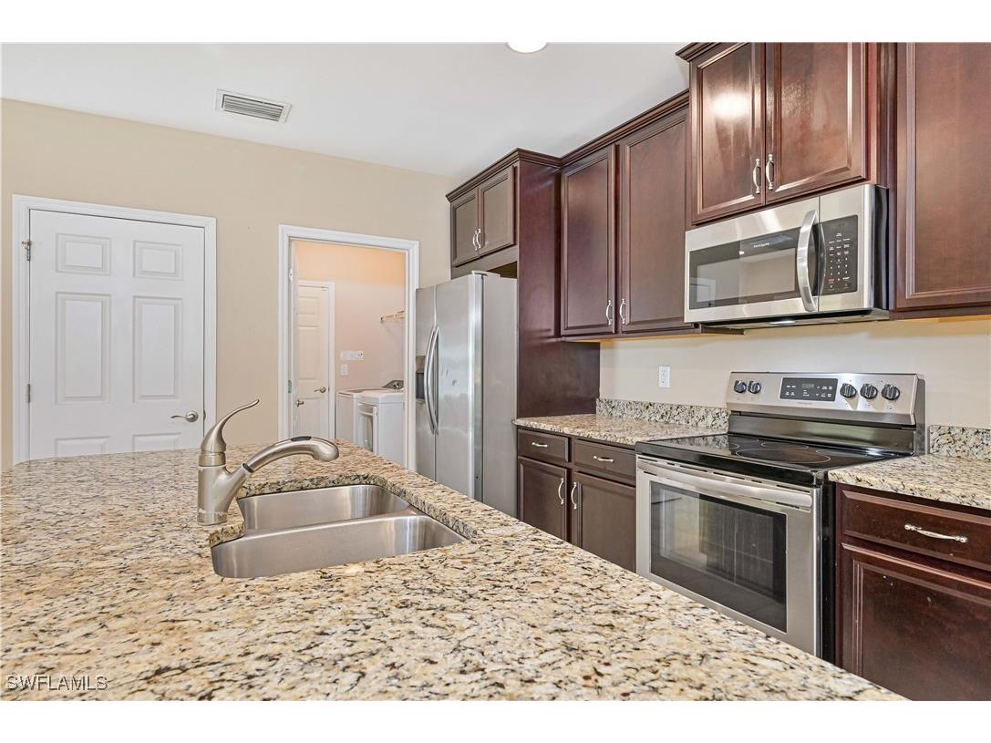 4346 Dutchess Park Road Fort Myers FL 33916 224077650 image1