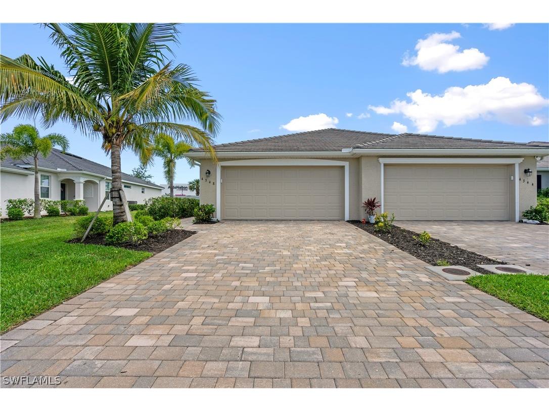 4348 Lemongrass Drive Fort Myers FL 33916 224041941 image1