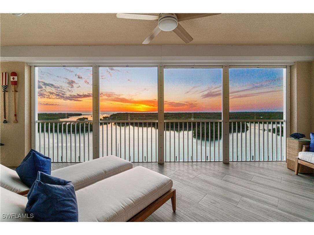 435 Dockside Drive #B702 Naples FL 34110 225085018 image2