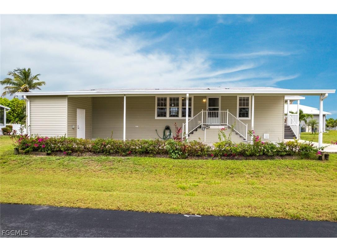 4350 Deltona Drive Punta Gorda FL 33950 2026011330 image1