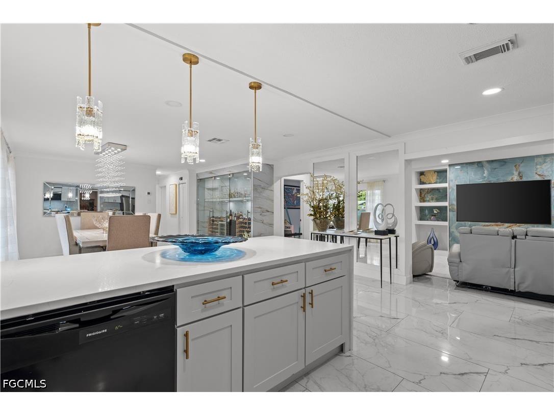 4350 Orangewood Avenue Fort Myers FL 33901 2026027192 image10