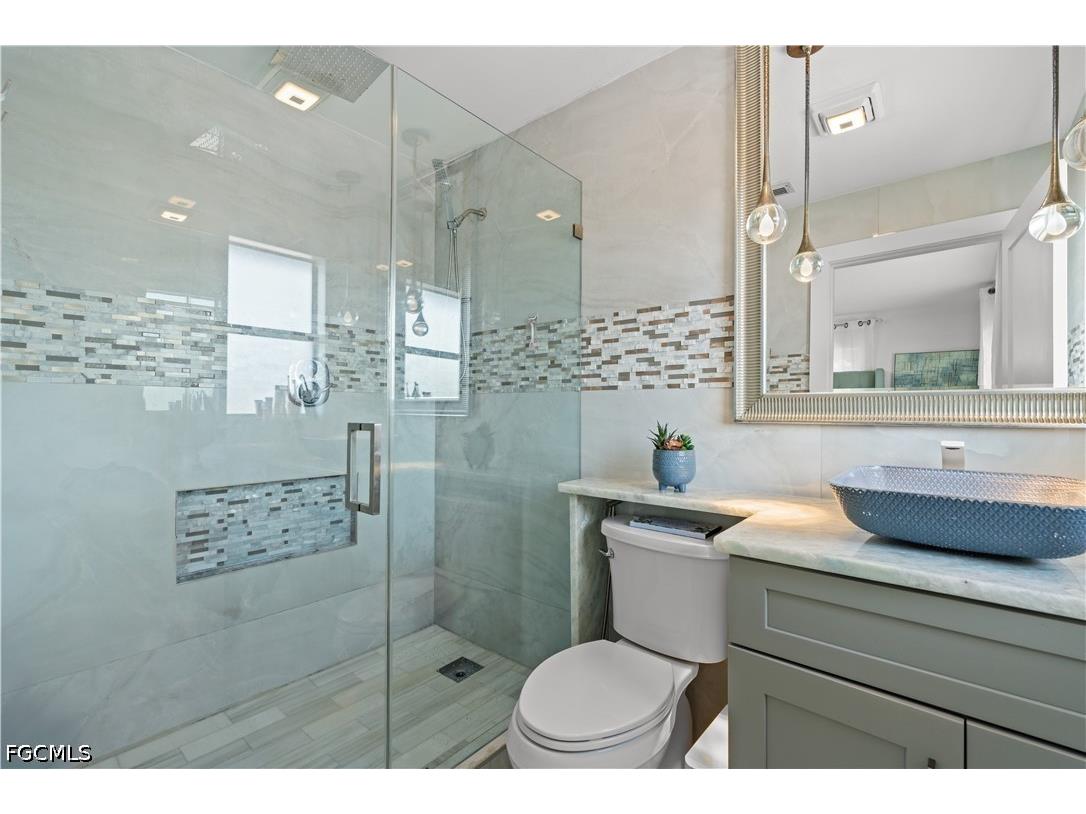 4350 Orangewood Avenue Fort Myers FL 33901 2026027192 image20