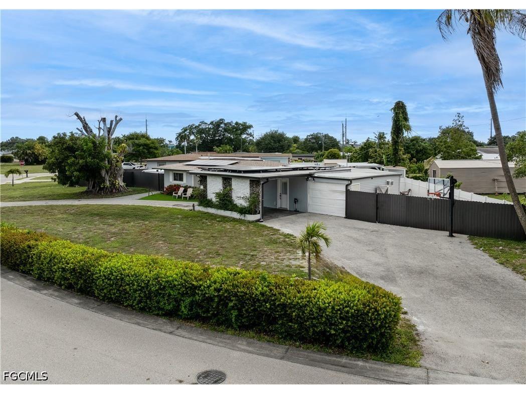 4350 Orangewood Avenue Fort Myers FL 33901 2026027192 image43