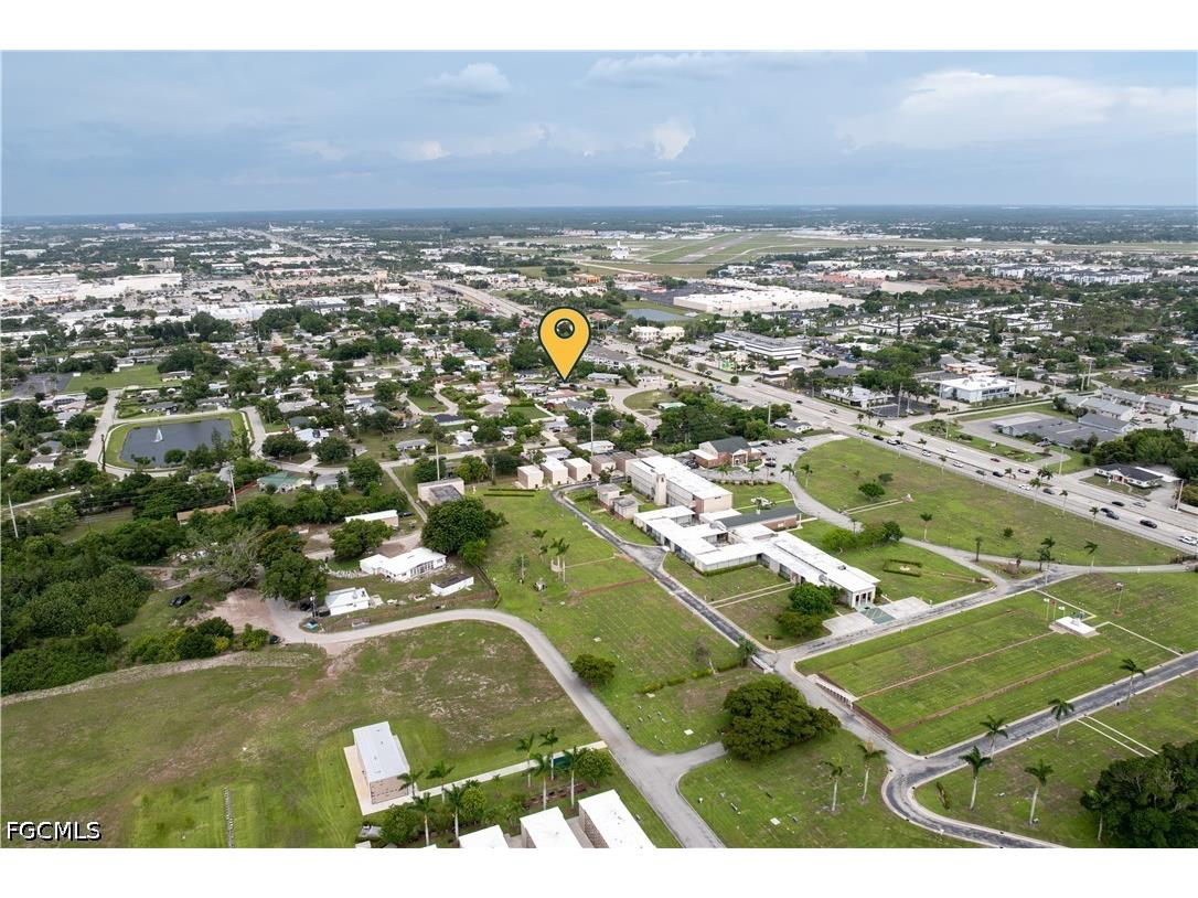 4350 Orangewood Avenue Fort Myers FL 33901 2026027192 image48