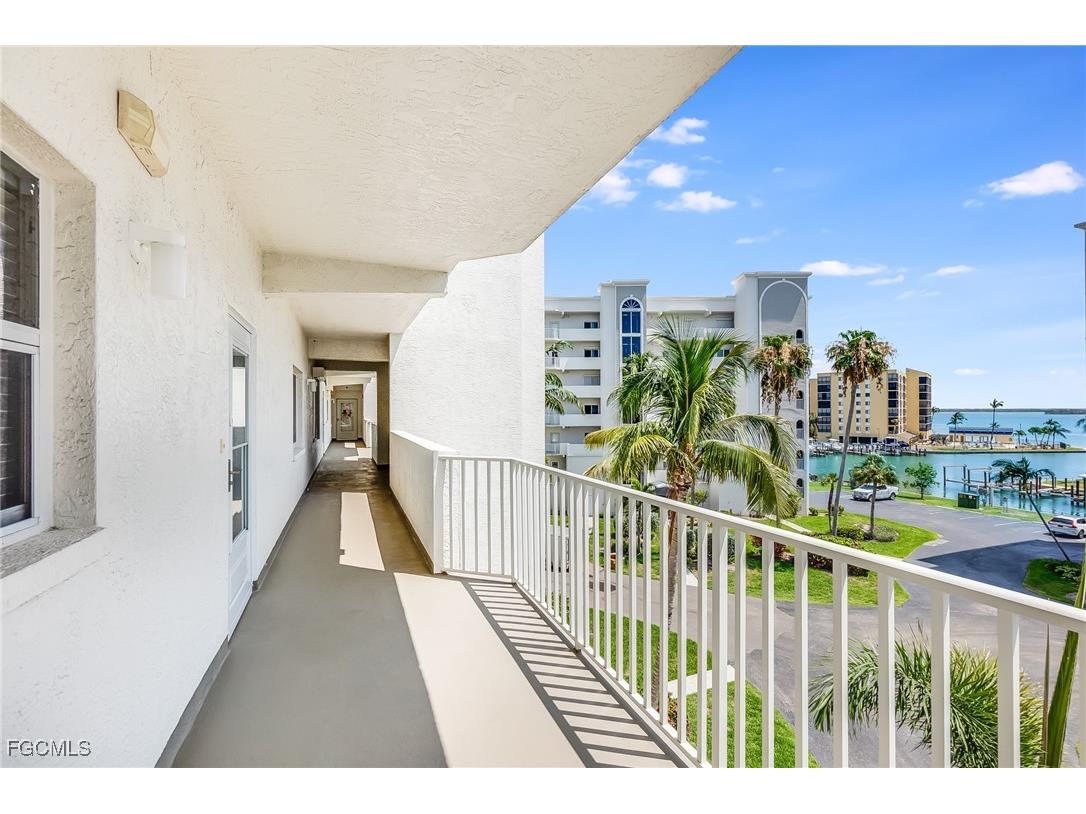 4351 Bay Beach Lane #332 Fort Myers Beach FL 33931 2025022652 image23