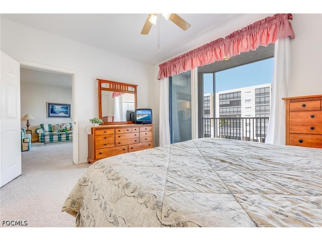 4351 Bay Beach Lane #332 Fort Myers Beach FL 33931 2026020592 image13