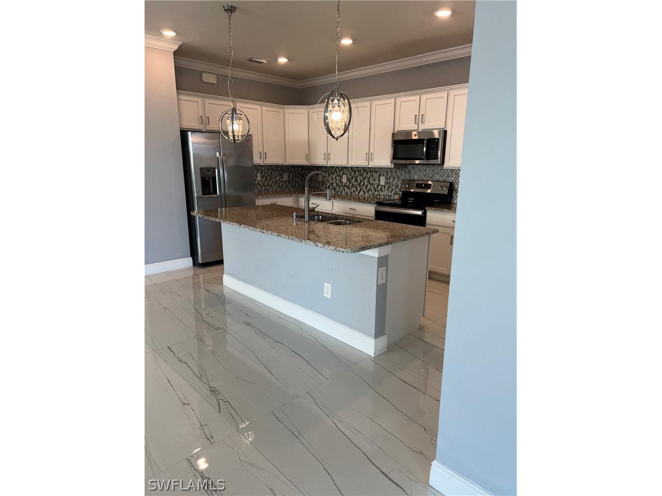 4351 Bluegrass Drive Fort Myers FL 33916 226011521 image6