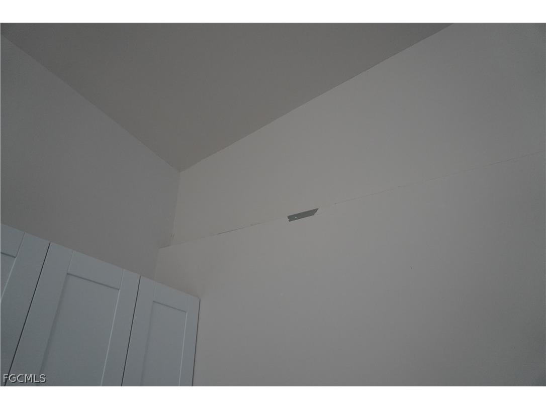 4351 Country Club Boulevard Cape Coral FL 33904 2026009041 image11