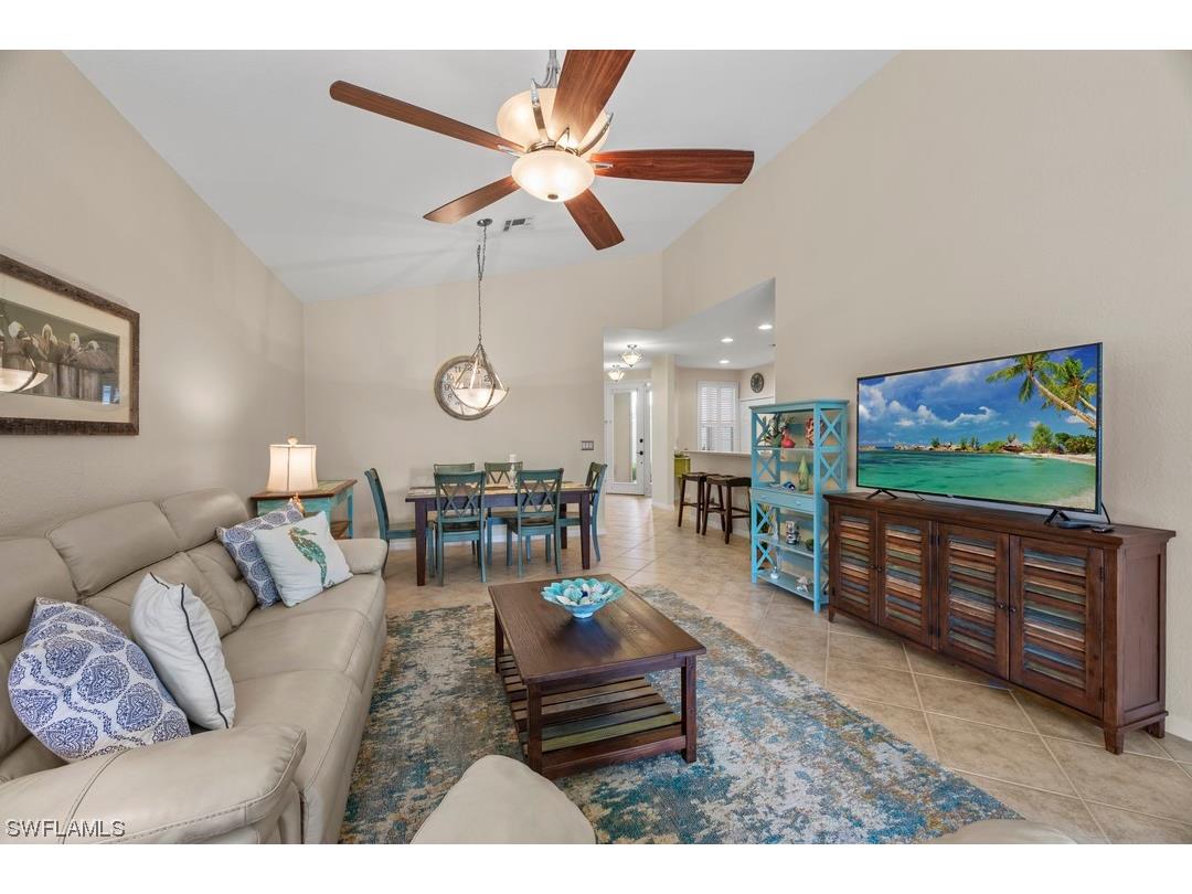 4352 Avian Avenue Fort Myers FL 33916 223083119 image1