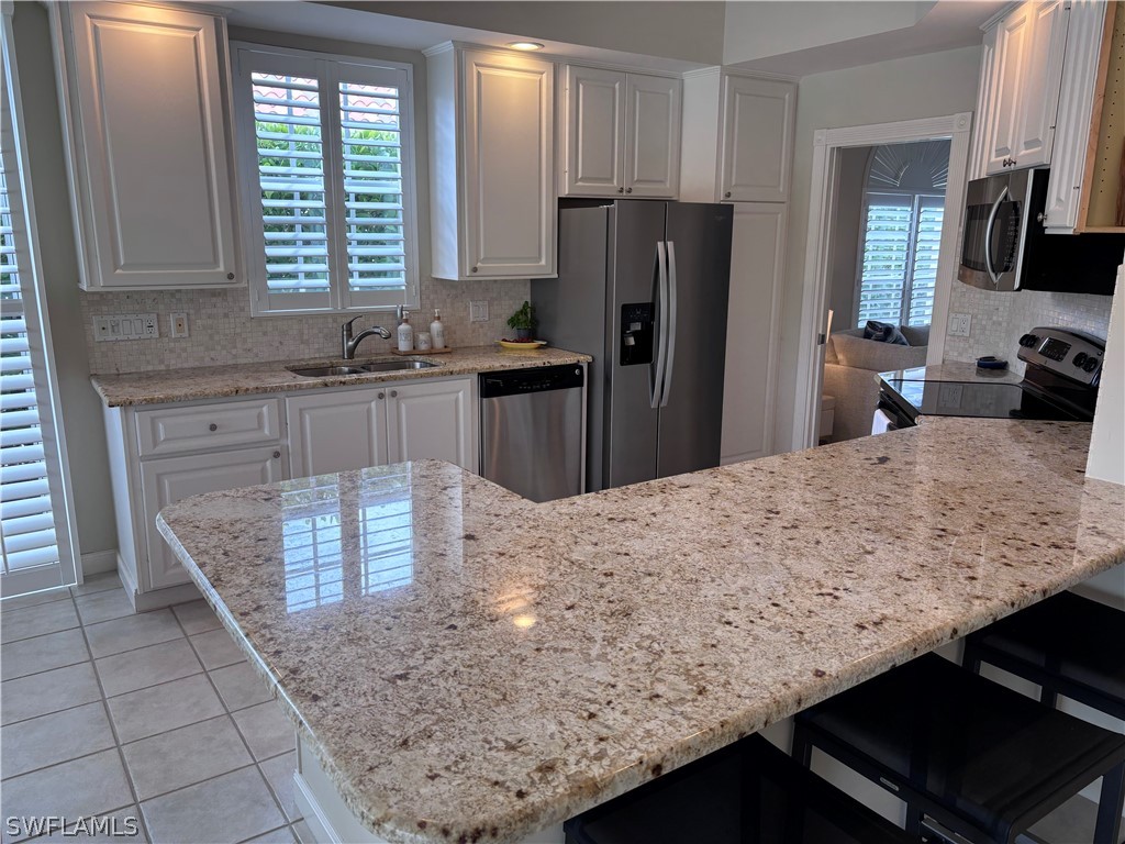 4352 Montalvo Court Naples FL 34109 226011254 image2