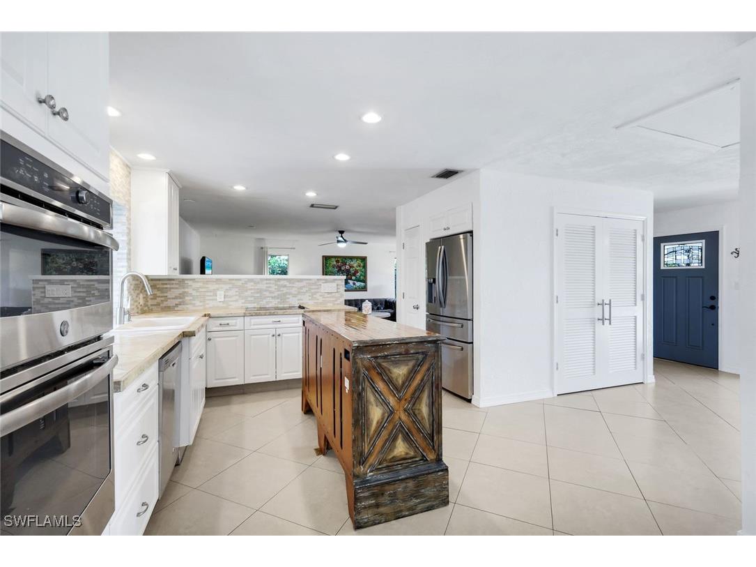 4352 Parrot Avenue Naples FL 34104 226001580 image11