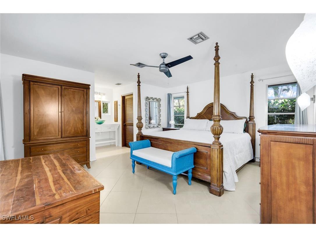 4352 Parrot Avenue Naples FL 34104 226001580 image13