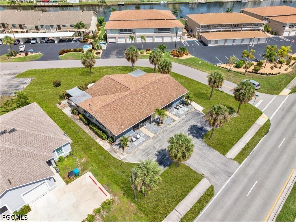 4353 Country Club Boulevard #C Cape Coral FL 33904 2026025083 image2