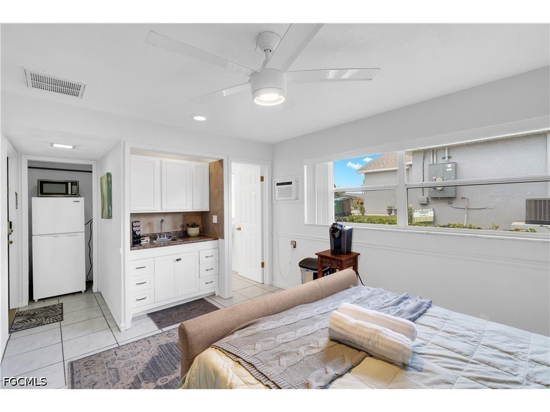 4353 Country Club Boulevard #C Cape Coral FL 33904 2026025083 image8