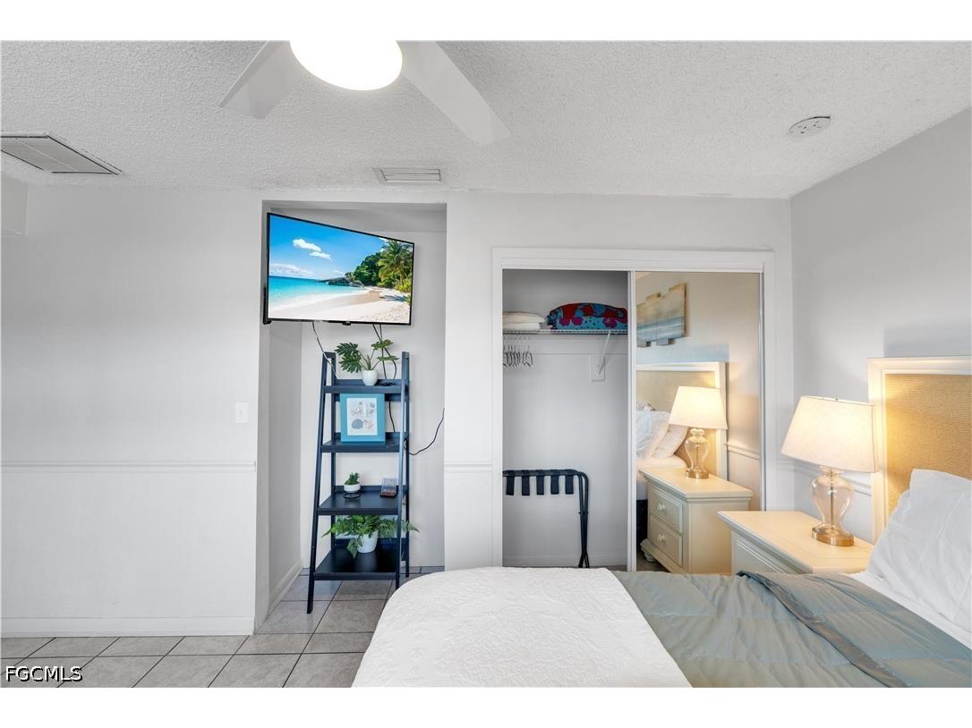 4353 Country Club Boulevard #D Cape Coral FL 33904 2026025084 image10