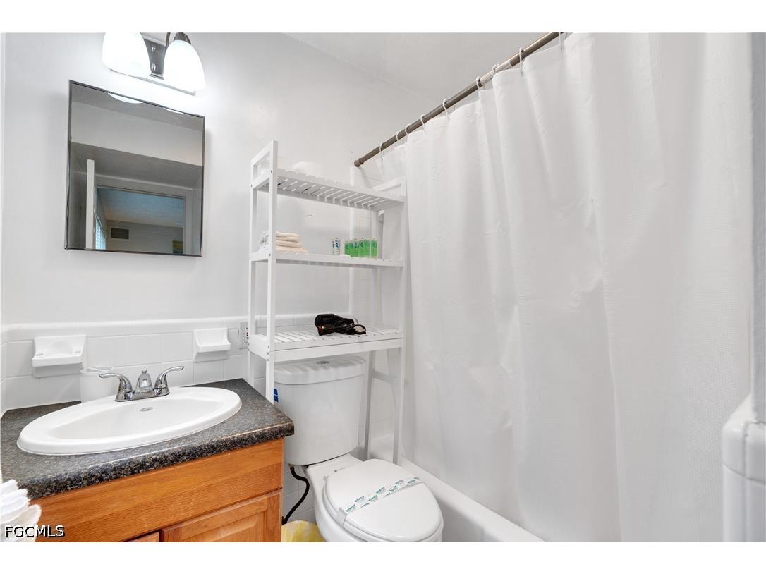4353 Country Club Boulevard #D Cape Coral FL 33904 2026025084 image11