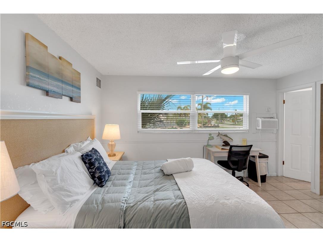 4353 Country Club Boulevard #D Cape Coral FL 33904 2026025084 image9