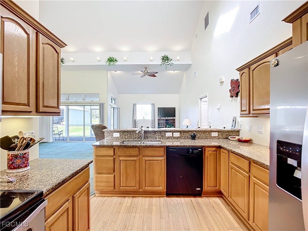 4353 Hidden River Road Sarasota FL 34240 2025022624 image11