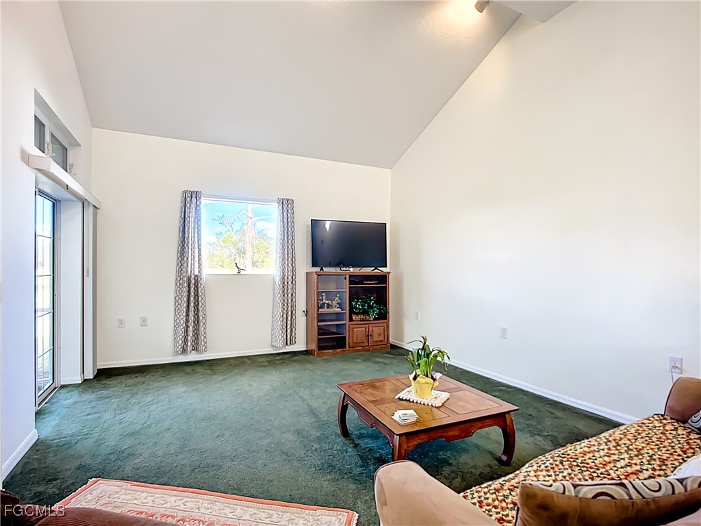 4353 Hidden River Road Sarasota FL 34240 2025022624 image18