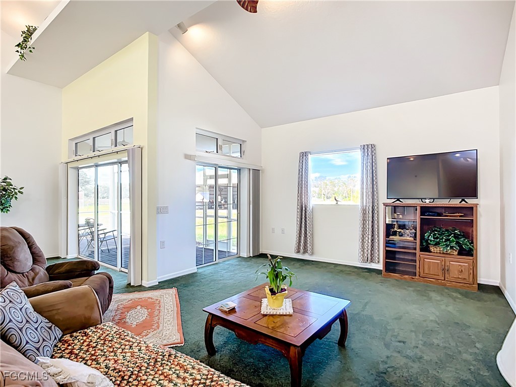 4353 Hidden River Road Sarasota FL 34240 2025022624 image19