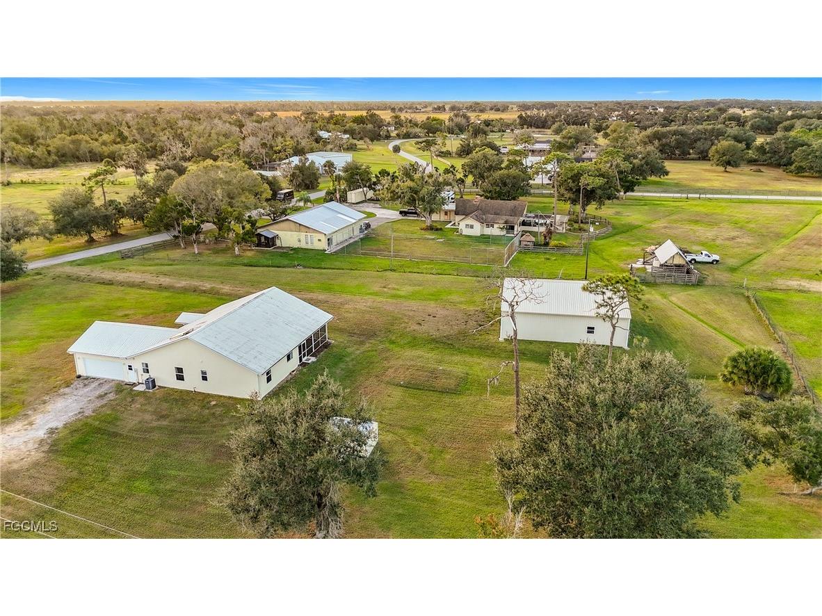 4353 Hidden River Road Sarasota FL 34240 2025022624 image43