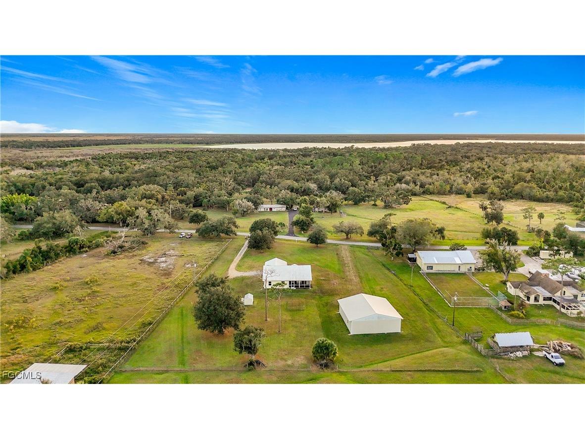 4353 Hidden River Road Sarasota FL 34240 2025022624 image44