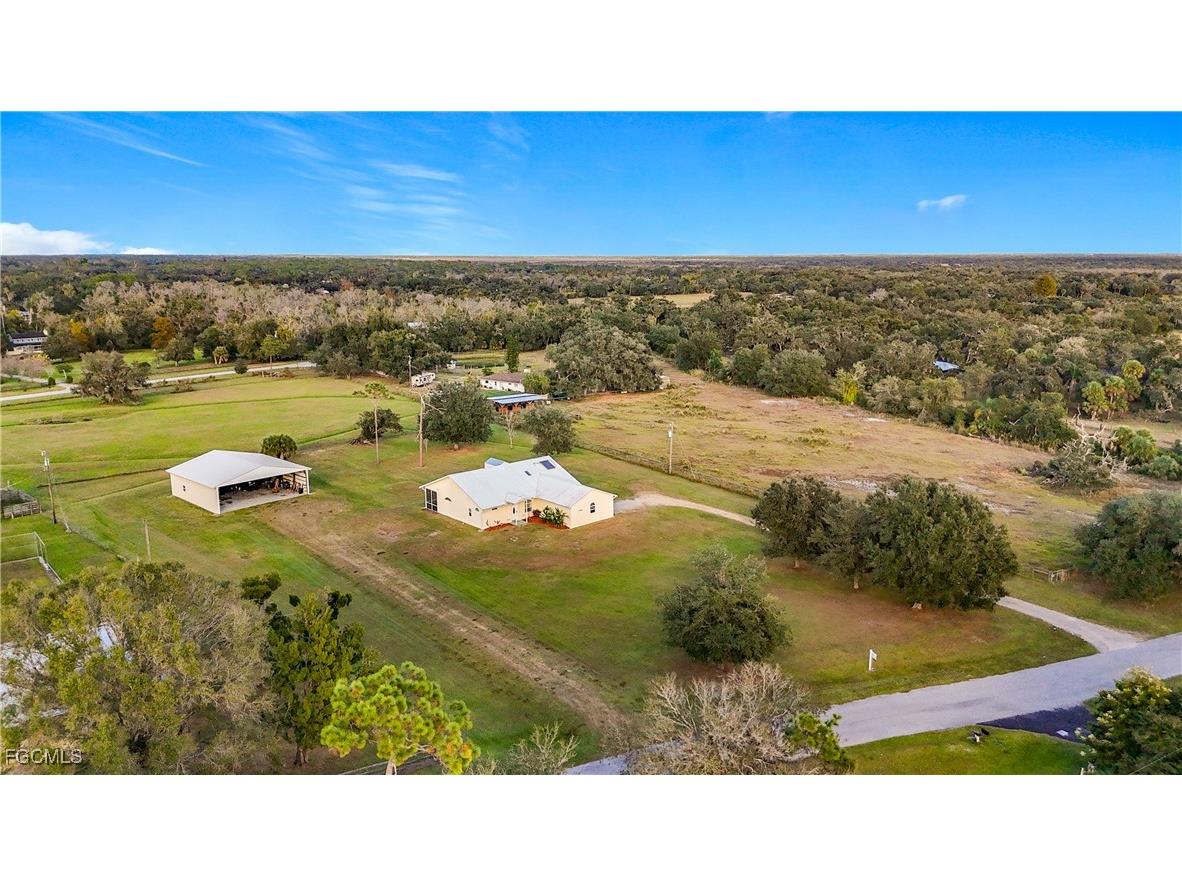 4353 Hidden River Road Sarasota FL 34240 2025022624 image49