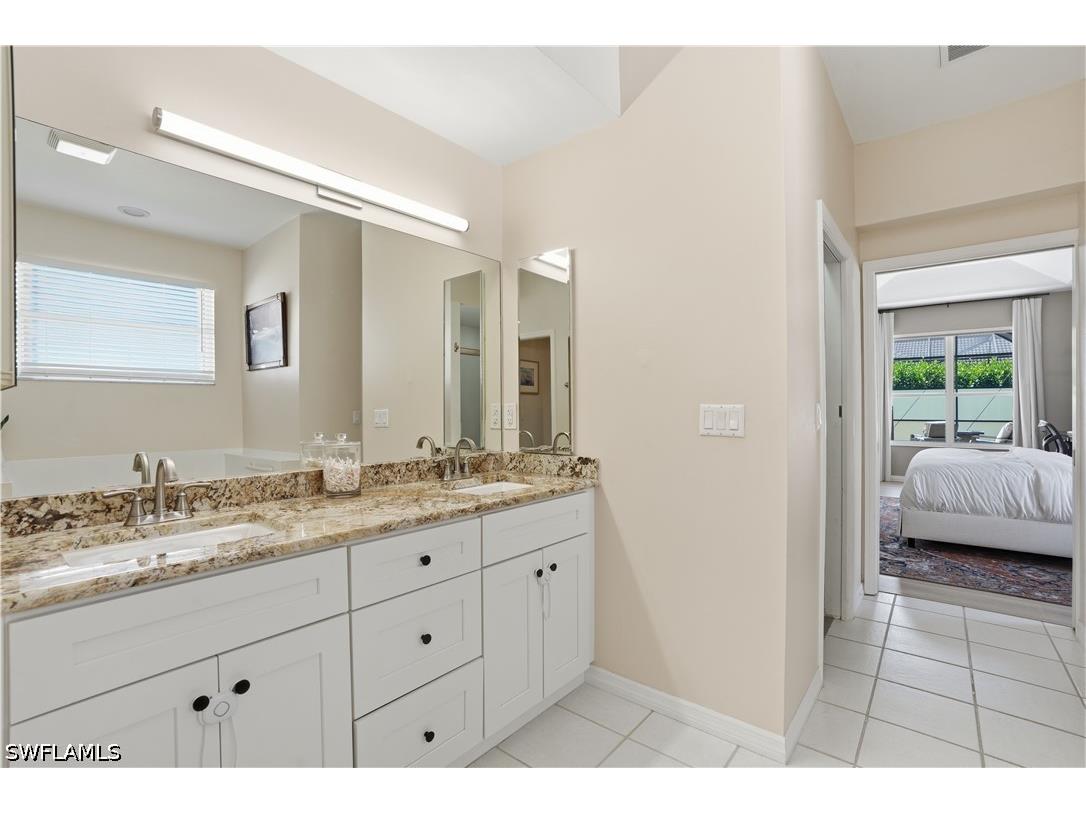 4356 Mistlethrush Lane Naples FL 34119 226013634 image16